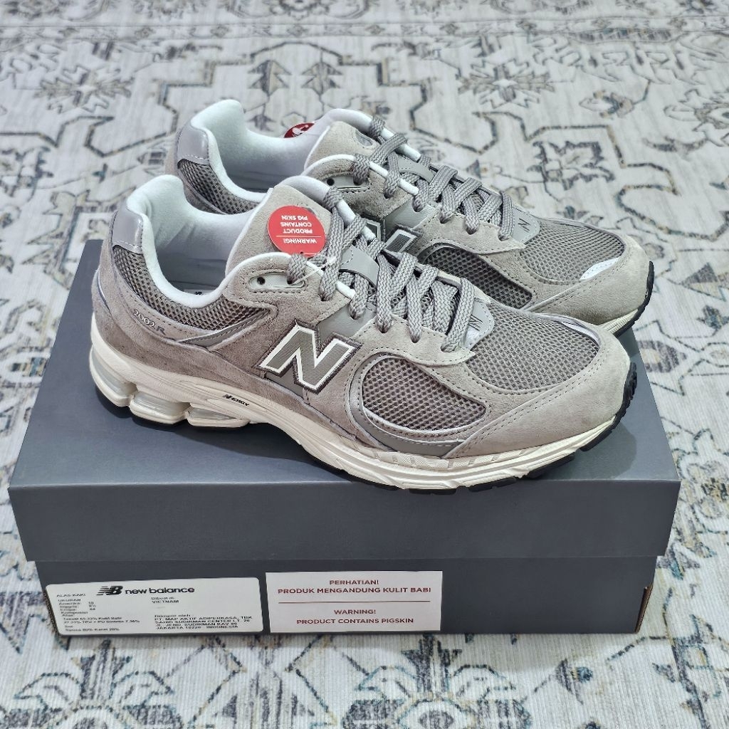 Sneakers Original Resmi New Balance 2002R Marblehead Grey ML2002RC (PT MAP)