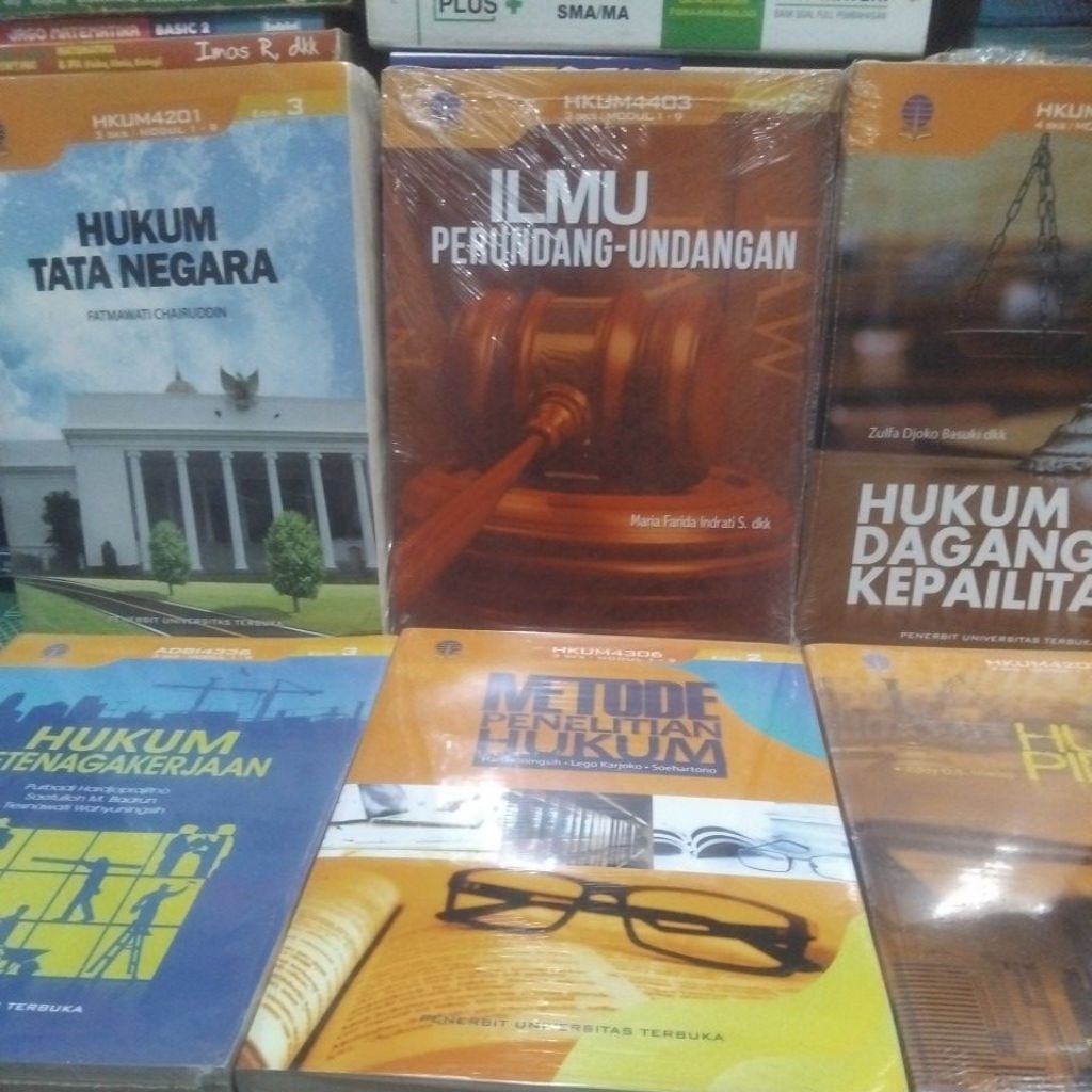 OBRAL BUKU ORIGINAL/ BUKU2 HUKUM UT, H DAGANG,HKETENAGAKERJAAN,H  PIDANA,H TATA NEGARA,ILMU PERUNDAN