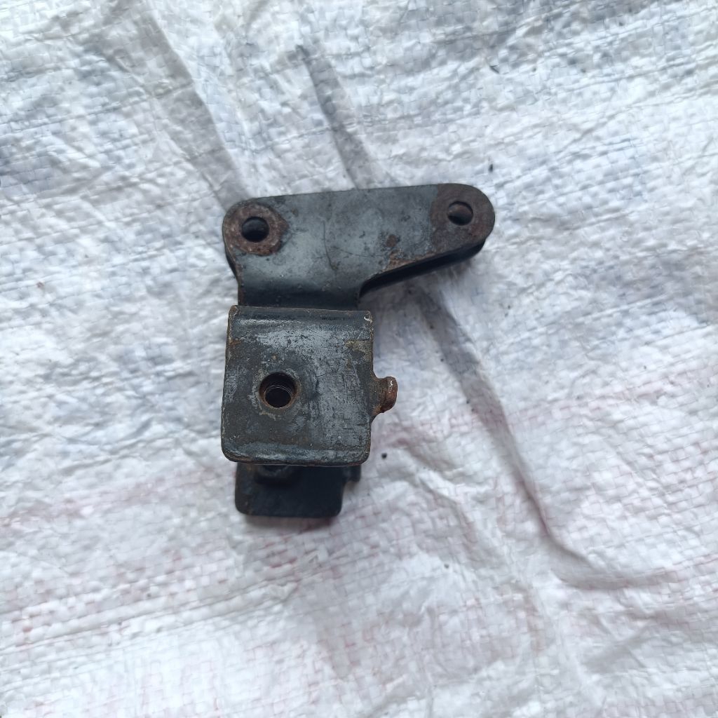 Brecket bracket breket braket adaptor pangkon dudukan klakson Honda GL pro max neotech megapro primu