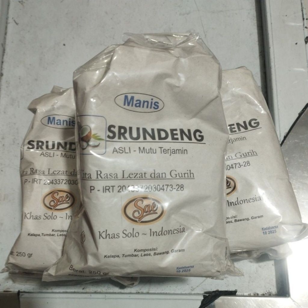 

Serundeng Manis / Pedas 250 Gram