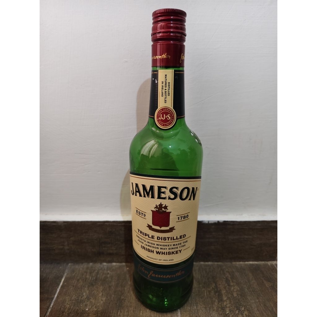 botol kosong jameson