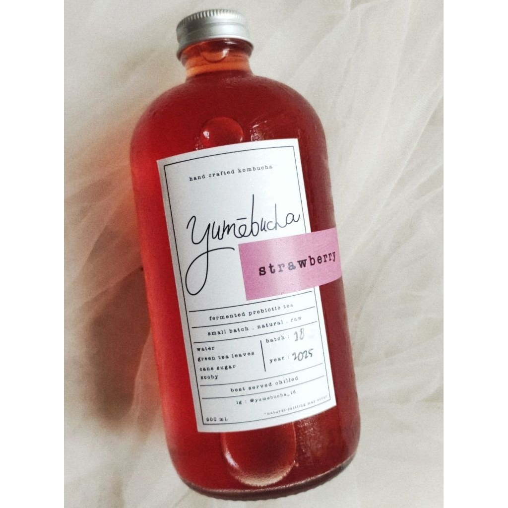 

Yumebucha Strawberry Kombucha