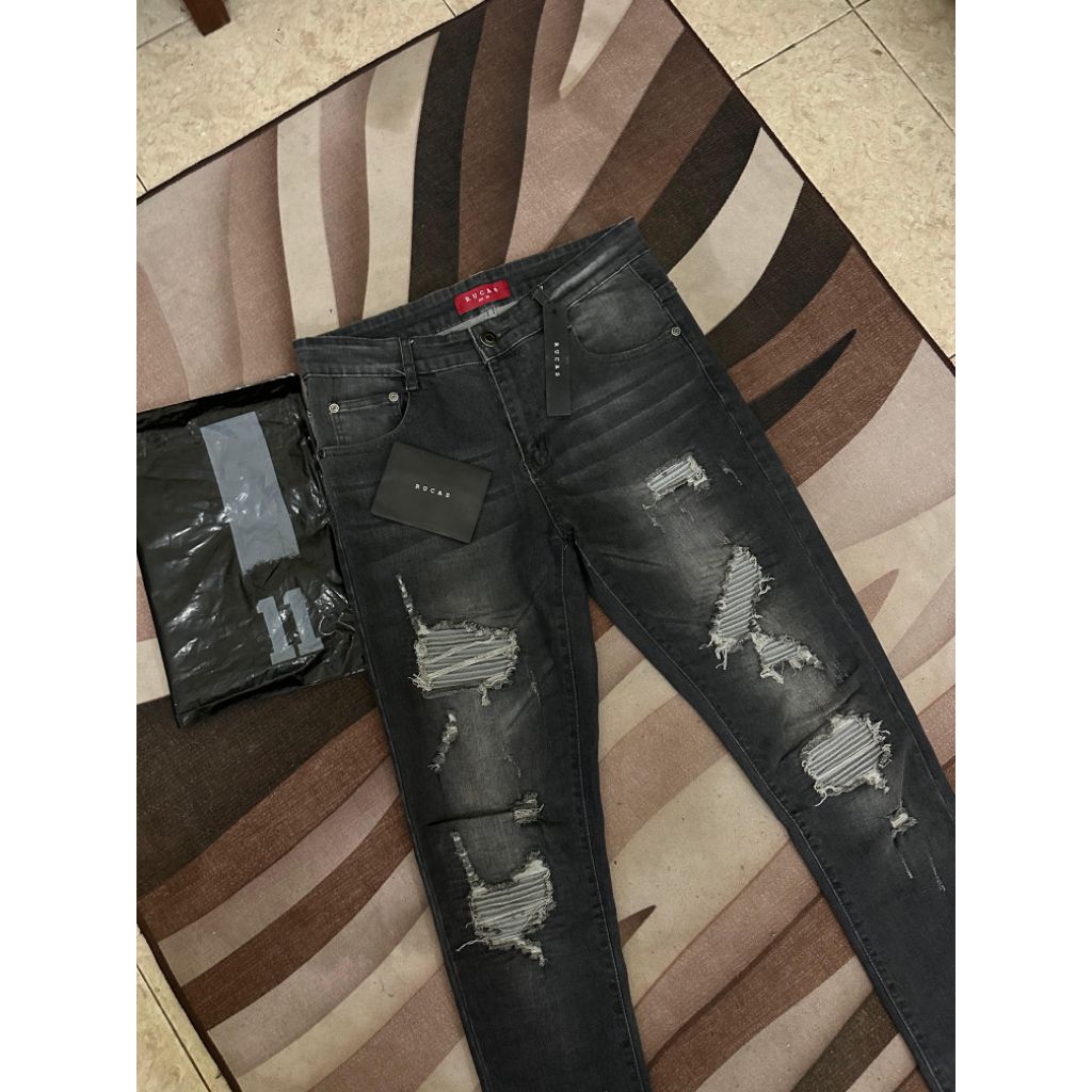Rucas Season 11 Size 30