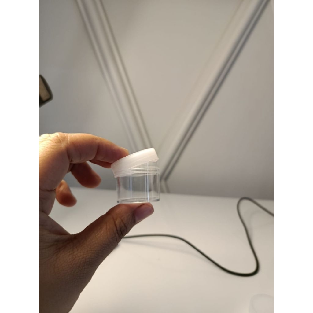 pot urin /cup urin 10cc