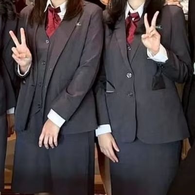 Seragam Binus Hotel Management Perhotelan Preloved Perempuan Jas Blazer Almamater