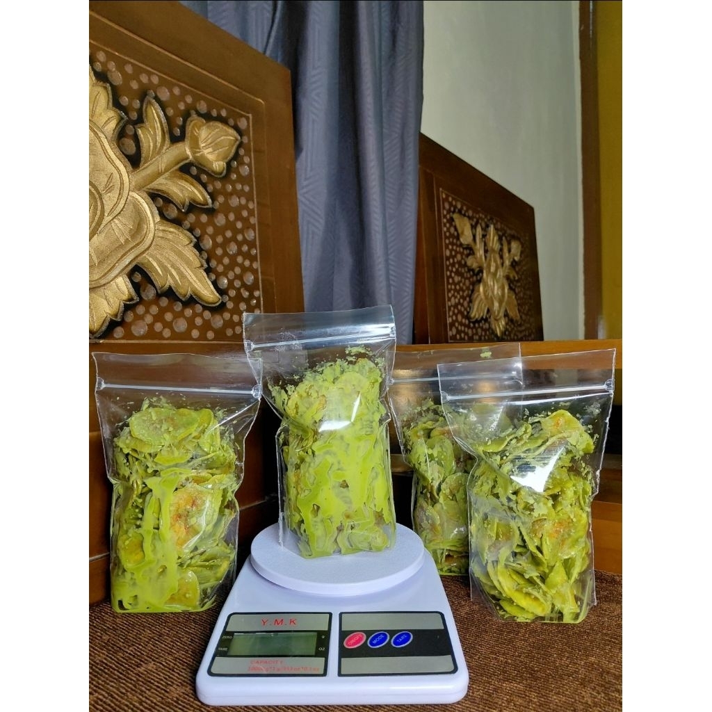 

KRIPIK PISANG MATCHA LUMER | 160 GRAM Keripik Makanan