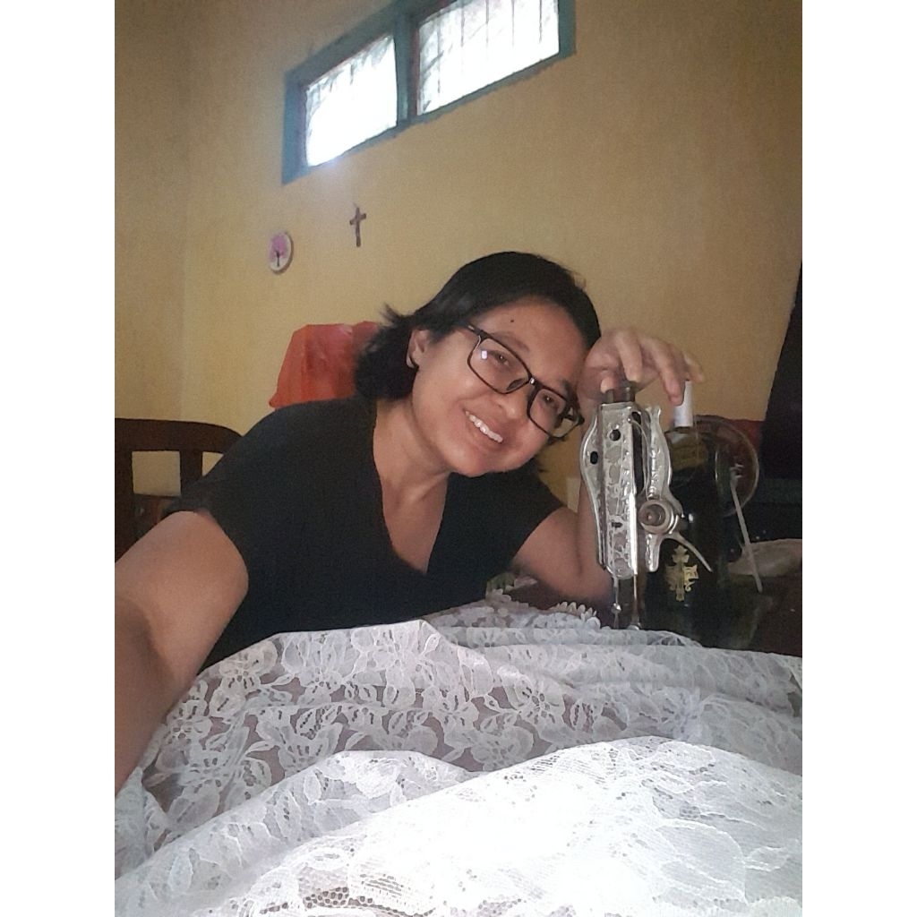 Mantilla pre order/Mantilla brokat/Mantilla custom/Kerudung misa