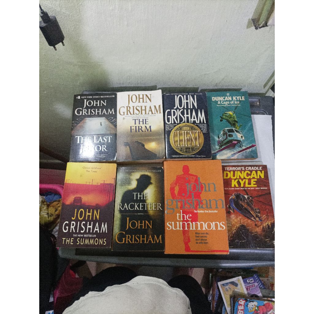 Novel import The Summons, The Rocketeer, The last juror, the Firm, the Client, The Brethren (John Gr