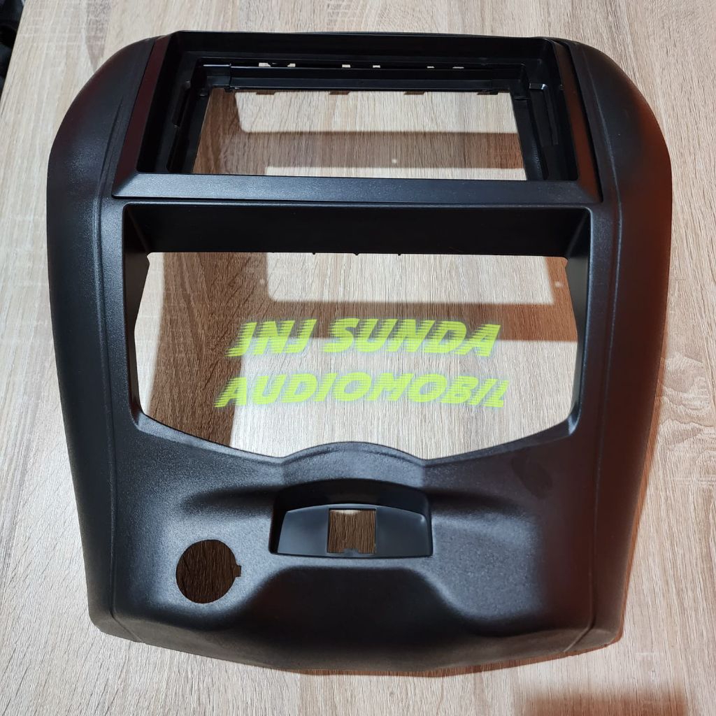 Frame tv mobil head unit android 10 inch mobil nissan livina 2007-2016