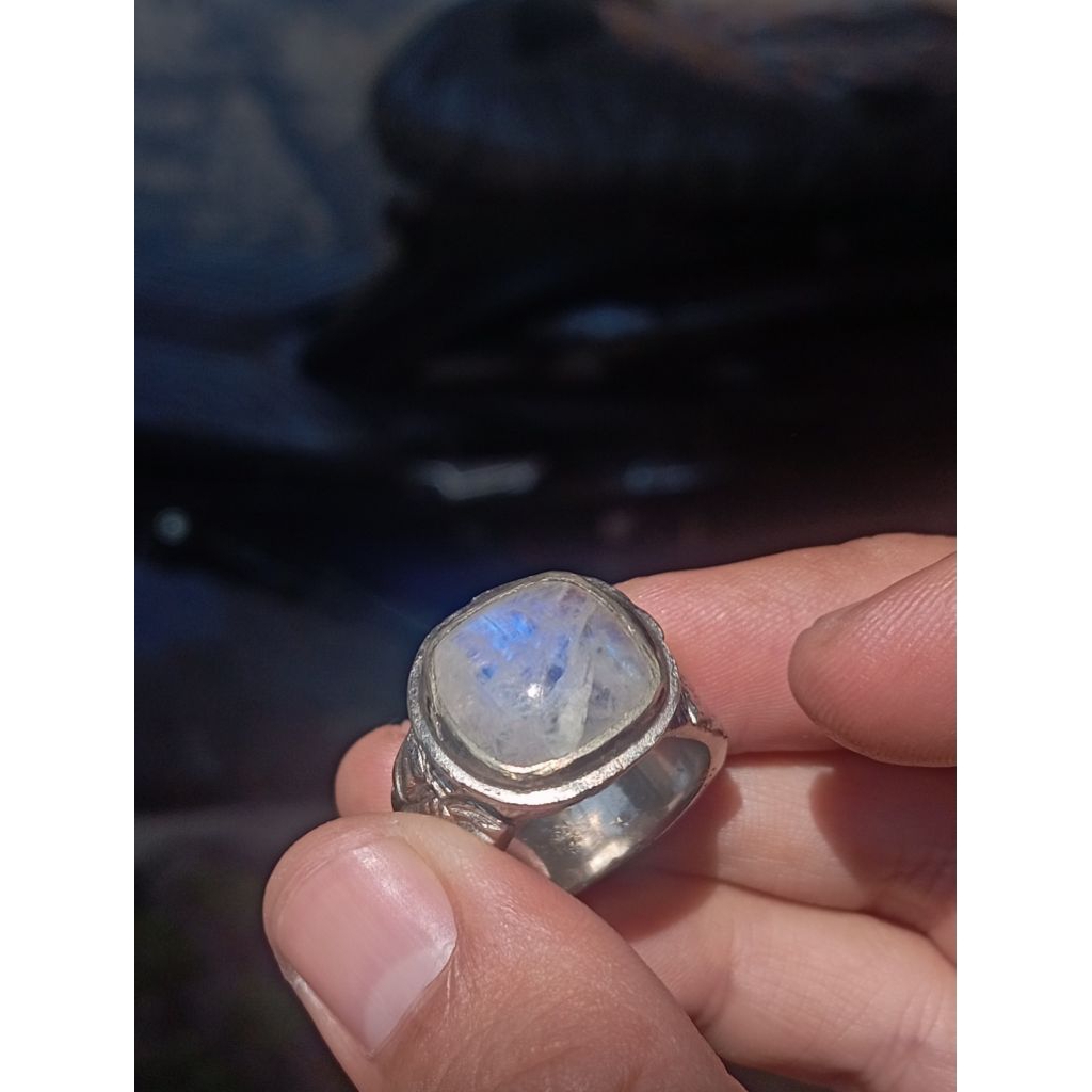 biduri bulan air laut