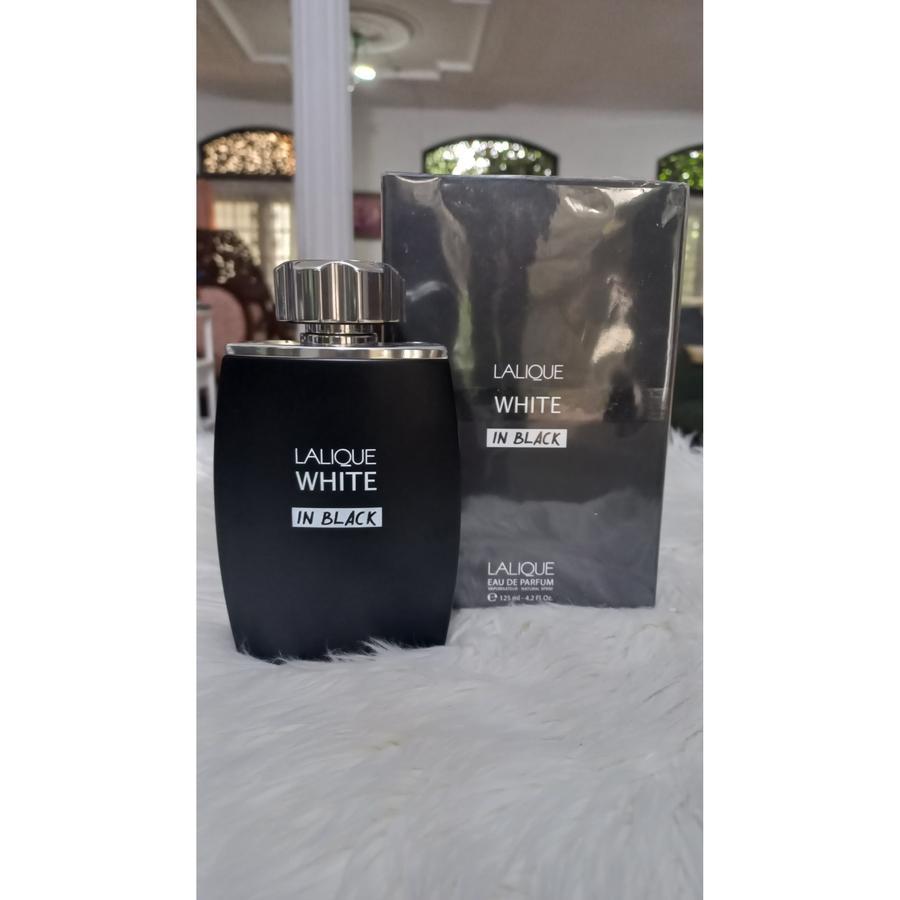 Preloved Lalique White in Black