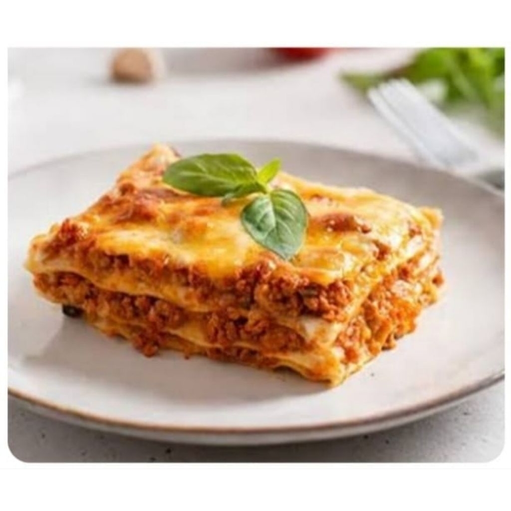 

Lasagna Beef Premium Saus Bechamel Keju (PO sehari) Kemasan Mangkok Kaca Tahan Panas REUSEABLE