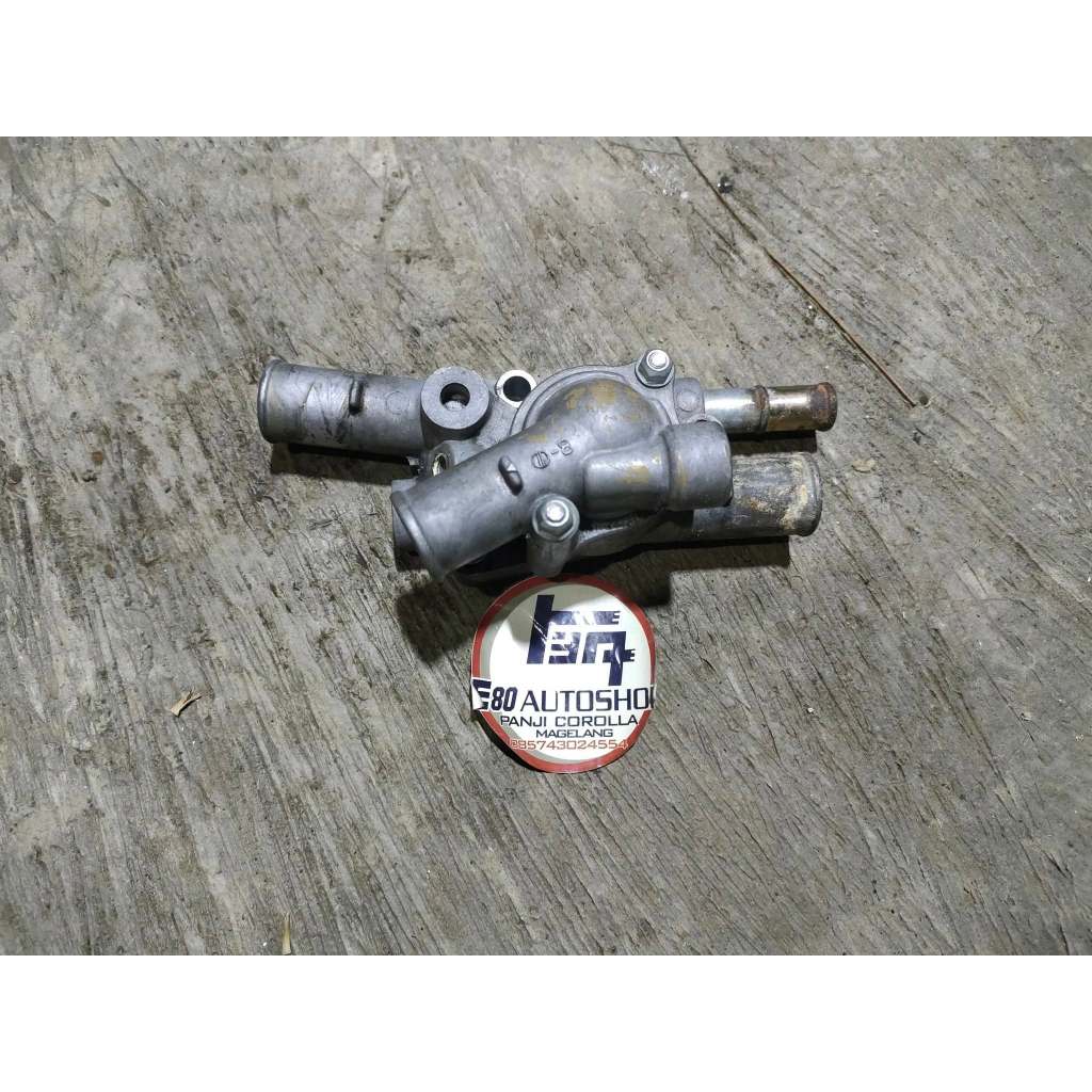 housing thermosat corolla se saloon