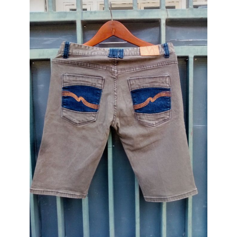 thrifting jeans pendek nudie jeans original Italia celana pendek second