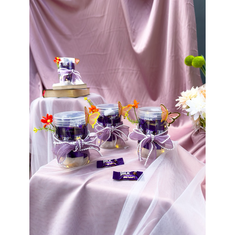 

Cadbury in Jar with lampu LED