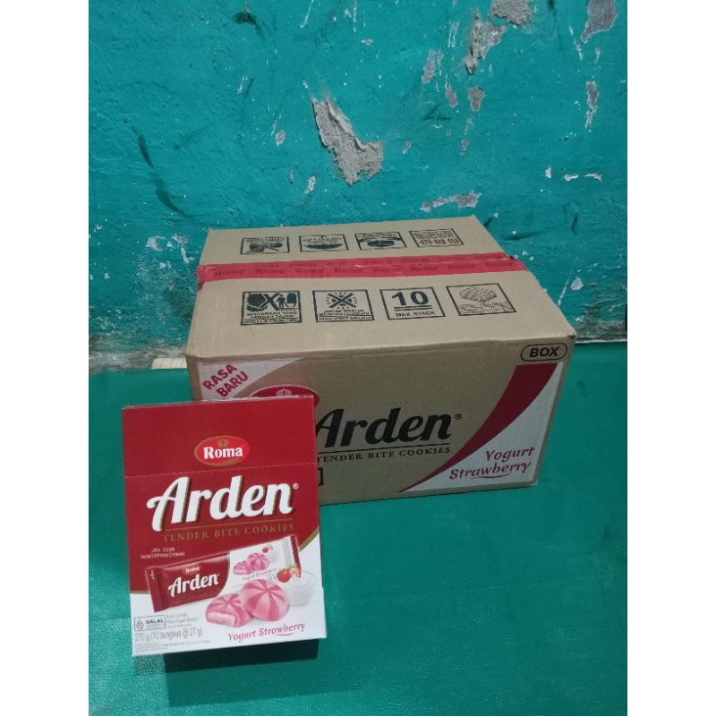 

biskuit Roma Arden yogurt strawberry 1 karton isi 8 box