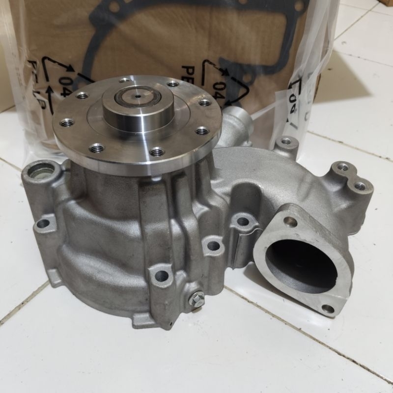 WATER PUMP 52235-52772 PAMPA AIR TRUCK UD NISSAN QUESTER GWE330 UD