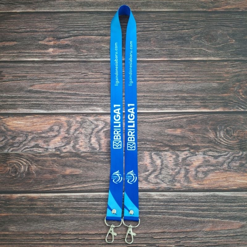 

JUAL TALI LANYARD SEPAK BOLA BRI LIGA 1 (2 kait, ukuran 2,5cm | cetak 2 sisi digital print) | BISA SATUAN READY STOK