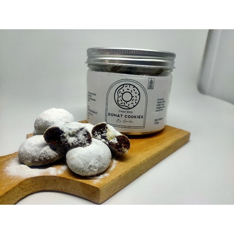 

Donat Cookies Choco Snow