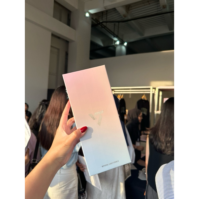 seventeen lightstick v3 preloved