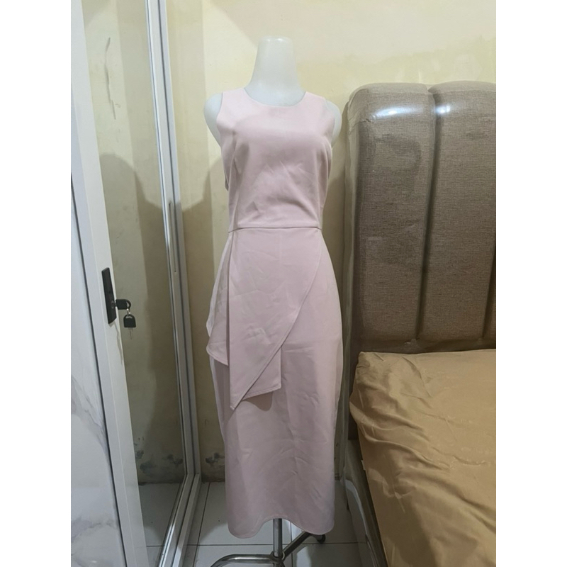LoveBonito dress