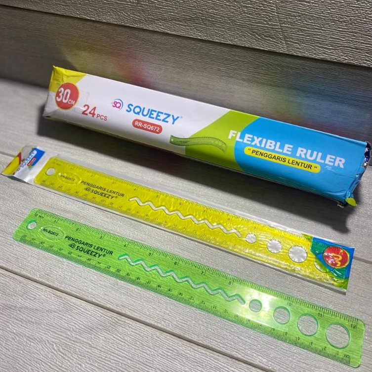 

Penggaris Flexible Lentur Besar 30 CM