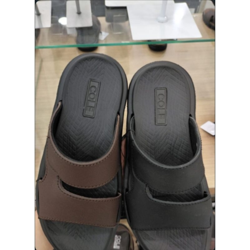 COLE sandal pria