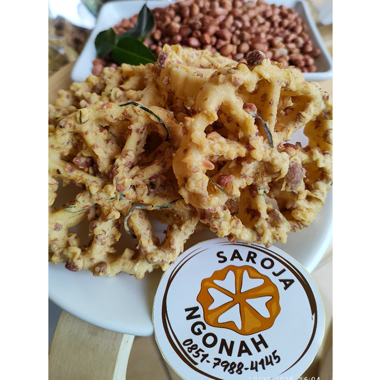 

SAROJA / SAROJA NGONAH / SAROJA KACANG DAUN JERUK / SEROJA / KUE KEMBANG GOYANG / MAKANAN RINGAN
