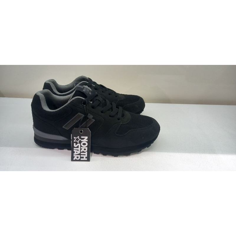 Sepatu sekolah  anak merek Bata