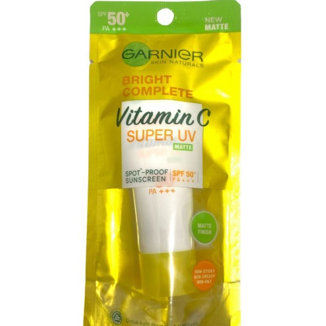 GARNIER BRIGHT COMPLETE SUPER UV MATTE SPF 50 SUNSCREEN 15ML