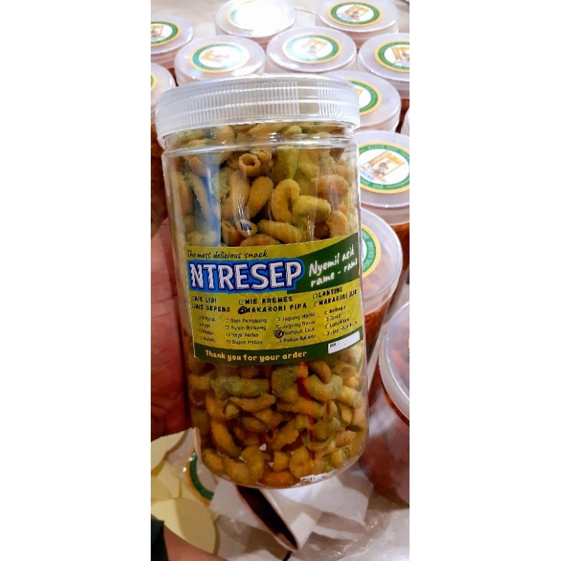 

ntresep makaroni pipa ulir mie kremes toples 1300 ML