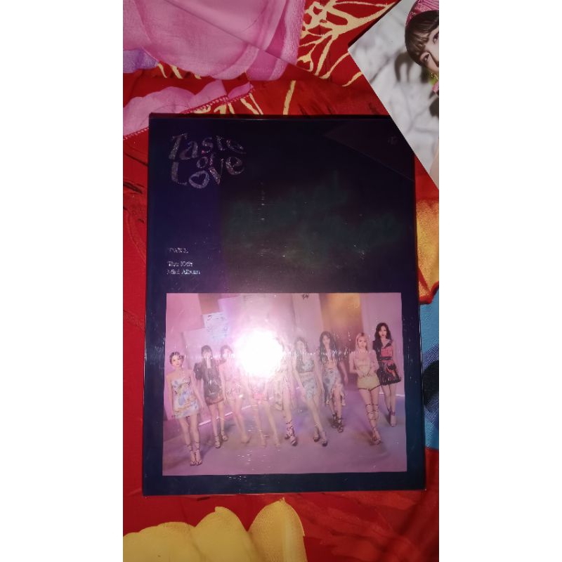 ALBUM TWICE TASTE OF LOVE OFFICIAL PC FORMULA OF LOVE OFFICIAL