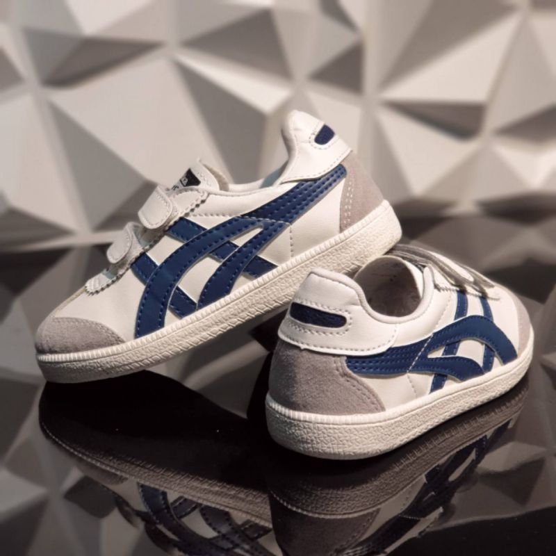 sepatu sneakers anak laki laki dan perempuan onitsuka tiger tokuten model perekat