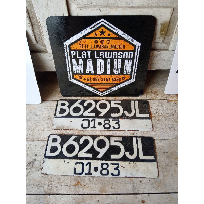 Plat Lawas vespa non timbul