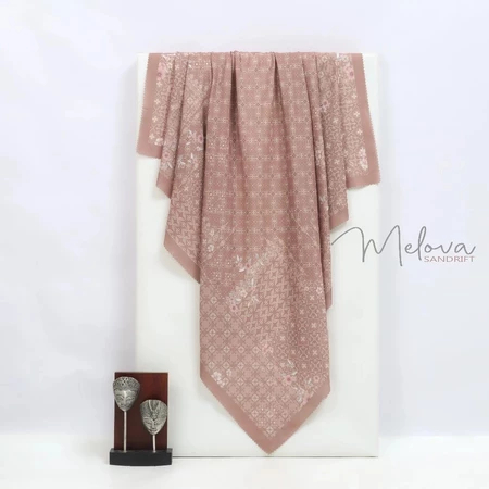 Jilbab Segi Empat Motif Syar'i 130x130 Voal Ultrasoft Premium