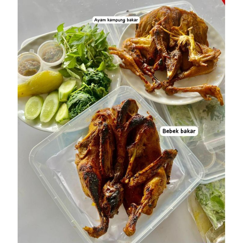 

BEBEK BAKAR 1 EKOR SDH LENGKAP LALAPAN SAMBAL