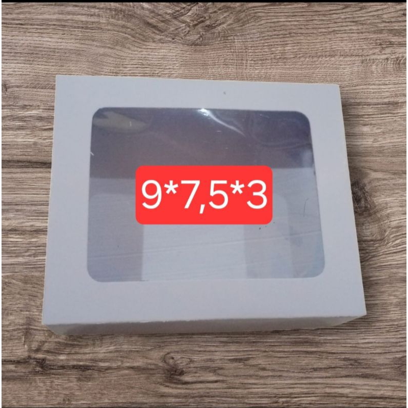 

Pesanan Box 9*7,5*3 Frame Putih dan Vintage Harga Per Pcs