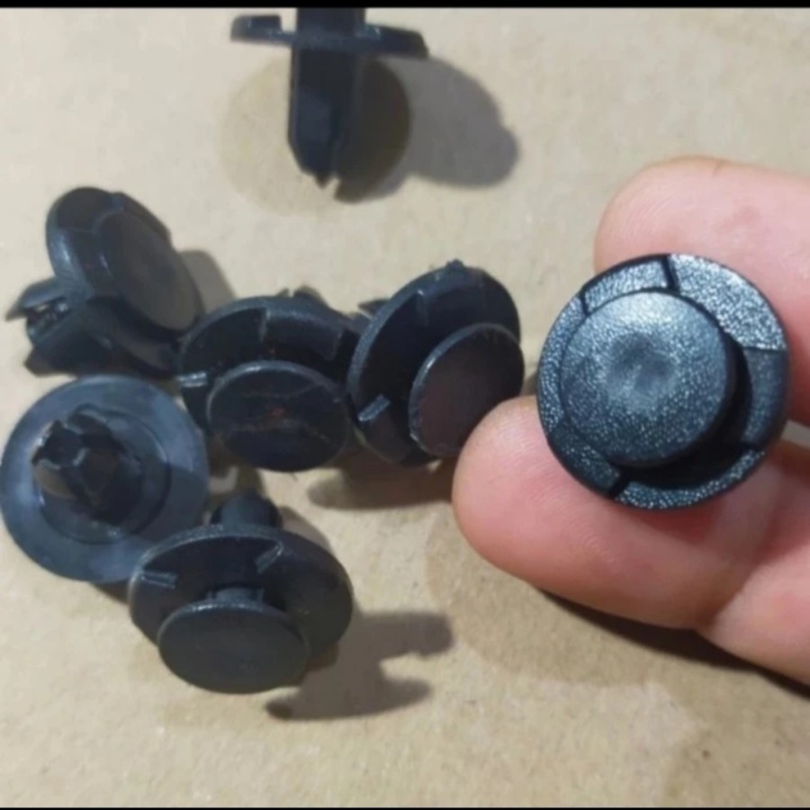 kancing klip bemper liner fender grandmex luxio avanza original baru