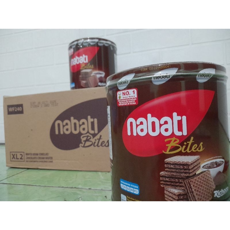 

nabati bites richoco kaleng | nabati wafer cokelat kaleng | wader nabati rasa cokelat toples