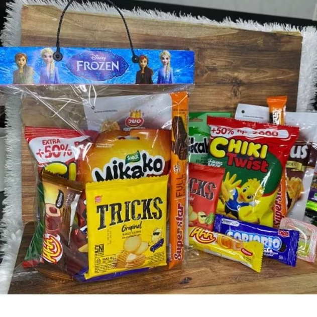 

Paket Snack Ulang Tahun Anak/Hampers Anak/Souvenir Ulang Tahun Anak