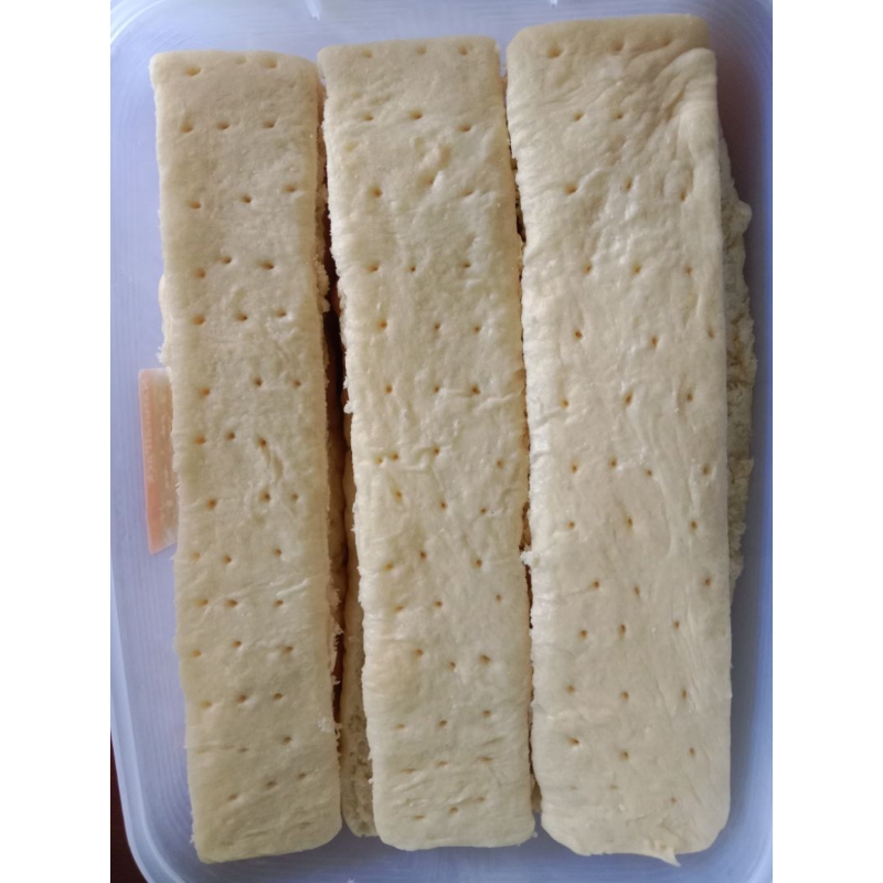 

DOUGH PIZZA PANJANG uk 5×25 cm isi 6 slice HOME-MADE