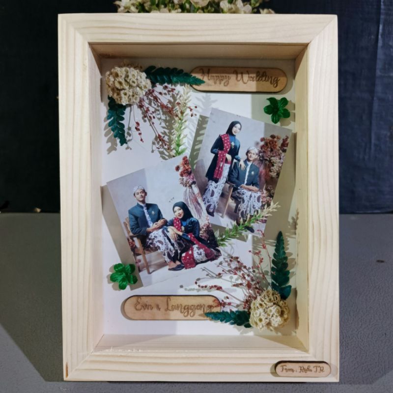 Frame 3D Pigura box [Costum] Dried Flower 15x20 (6R) / Kado Wisuda, Ulang tahun, Wedding  Dll