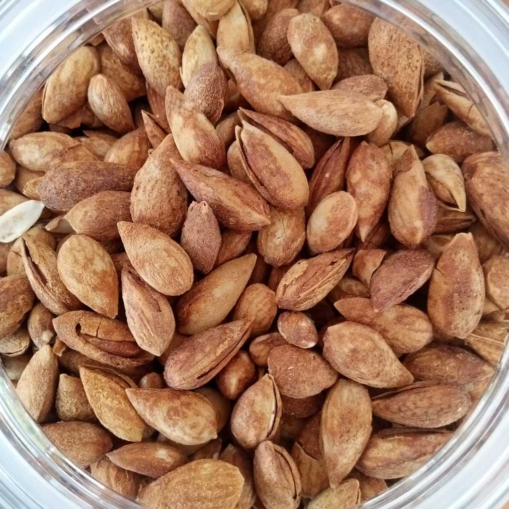 

Kacang Almond Roasted 1 lg