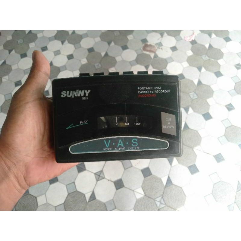 Walkman Sunny Jadul