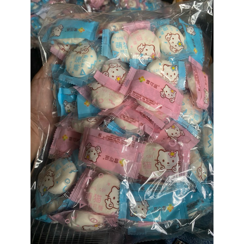 

Marshmallow isi selai strawberry isi kurang lebih 82 pcs
