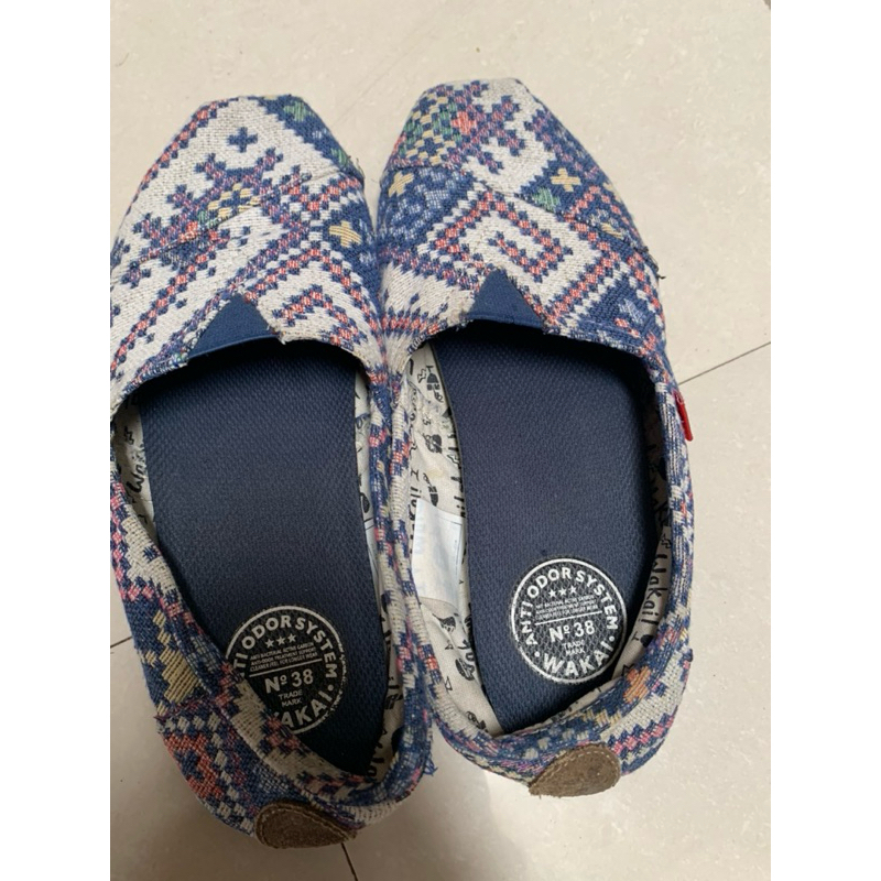 sepatu wakai wanita preloved