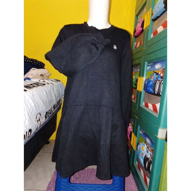 Dress hitam pekat repipi armario bahan baby Terry impor tebal tangan balon  ada saku kiri kanan ada 