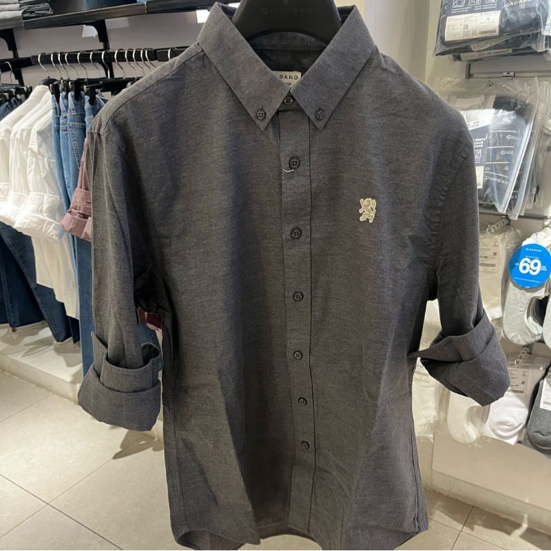 kemeja lengan panjang pria kemeja mini lion BLACK giordano original