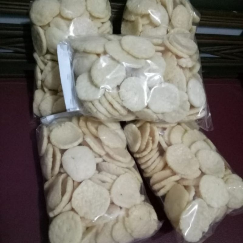 

krupuk Ikan Tenggiri / Kerupuk Ikan Koin / Kerupuk Koin /Jajanan Khas Probolinggo