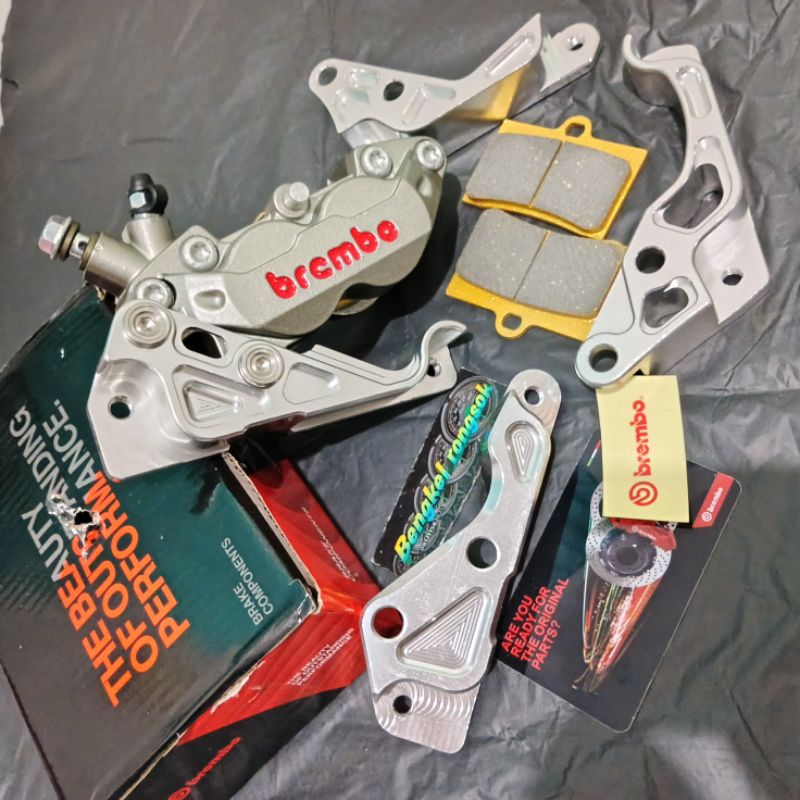 KALIPER VARIO 4 PISTON BIGPOT AXIAL KALIPER + BREKET CNC 4 PISTON BIGPOT AXIAL PNP BEAT SCOOPY VARIO